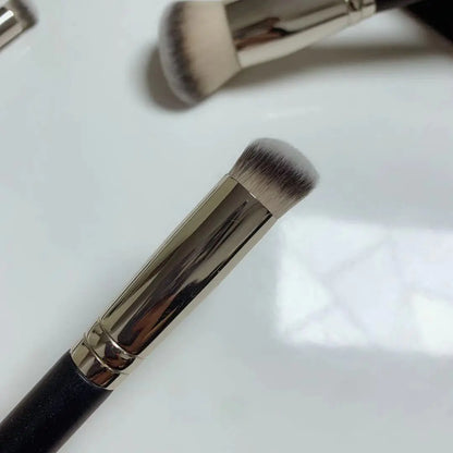 Cangzhou Makeup Brush Set: Concealer, Foundation, Eyeshadow